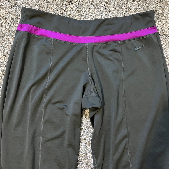 Women's Nike Dri Fit Training Pants, Size L - Picture 3 of 12